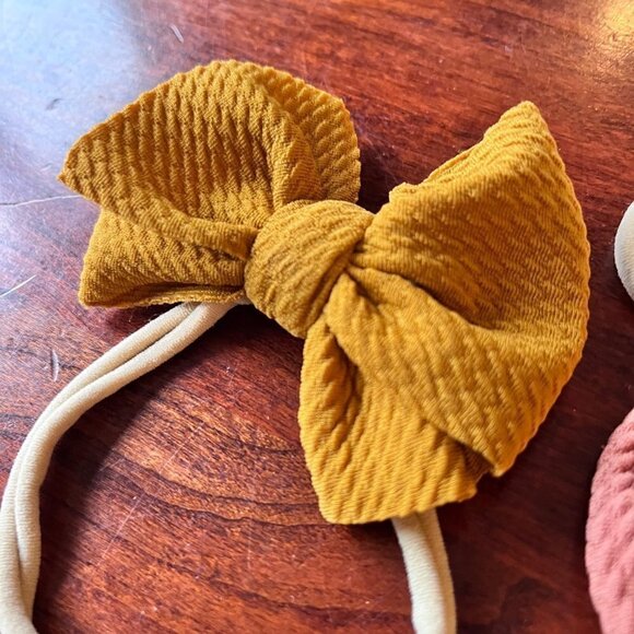 Small Shop Baby Girls Bow Head Bands- Size 0-12m - Picture 4 of 4